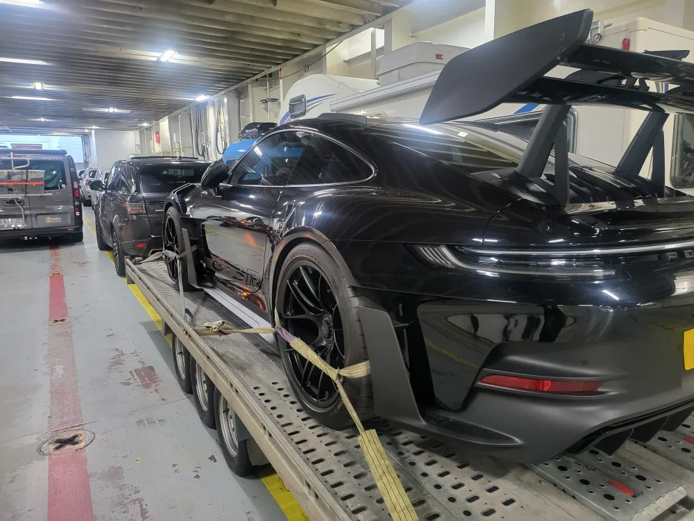 classic-car-storage-in-london