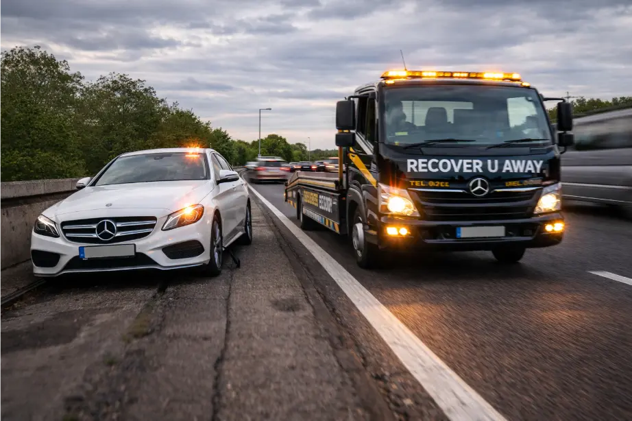 emergency towing ilford mercedes a406 breakdown