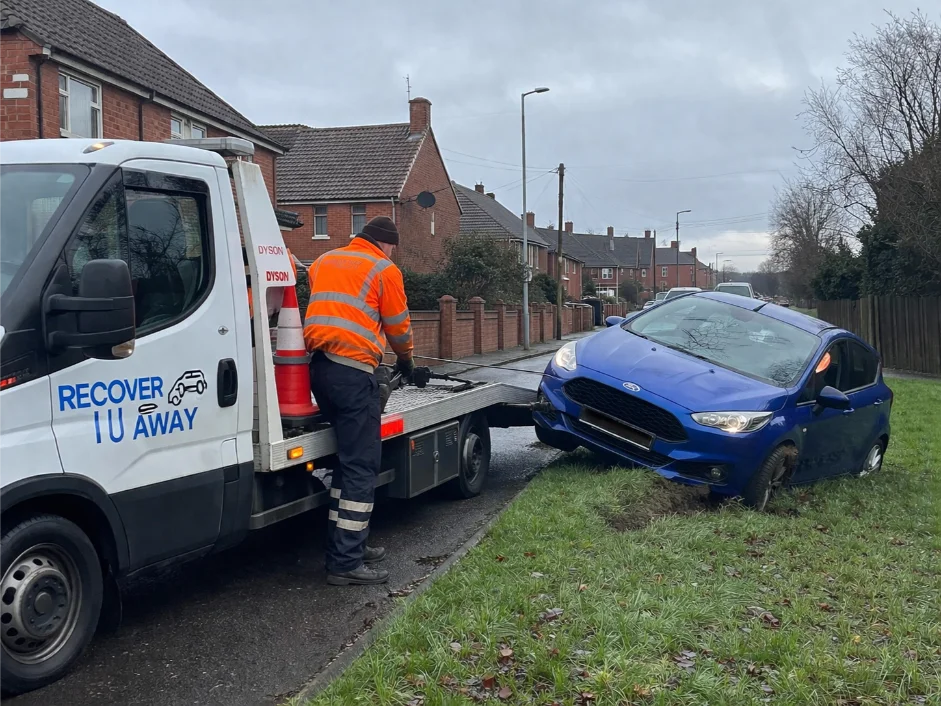 Ford Fiesta Ditch recovery london