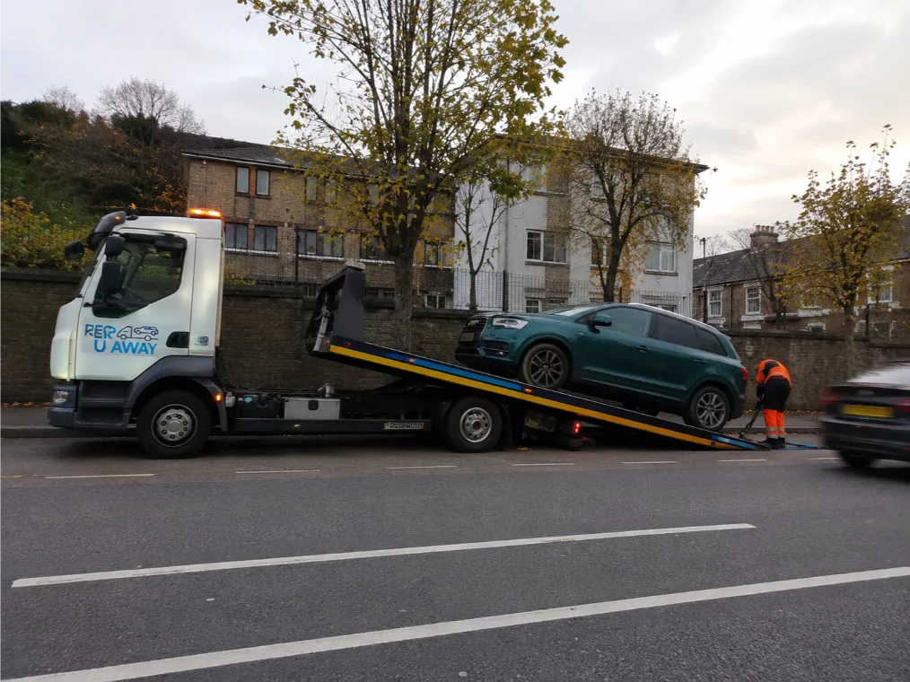Car Recovery Woodford Green Audi Q5 Emergency Towing Plaistow