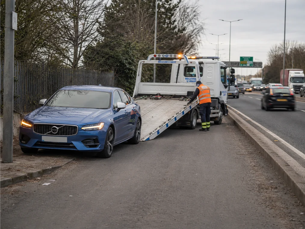 Blue Volvo S90 Emergency Towing Wanstead