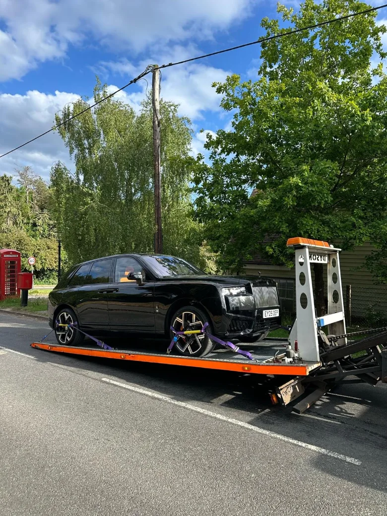 Rolls Royce Cullinan Luxruy Car Transport