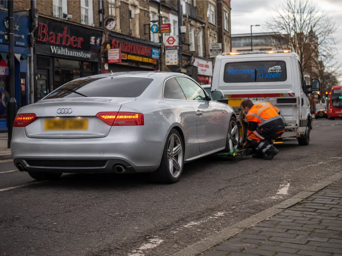 Audi A5 emergency towing in Walthamstow