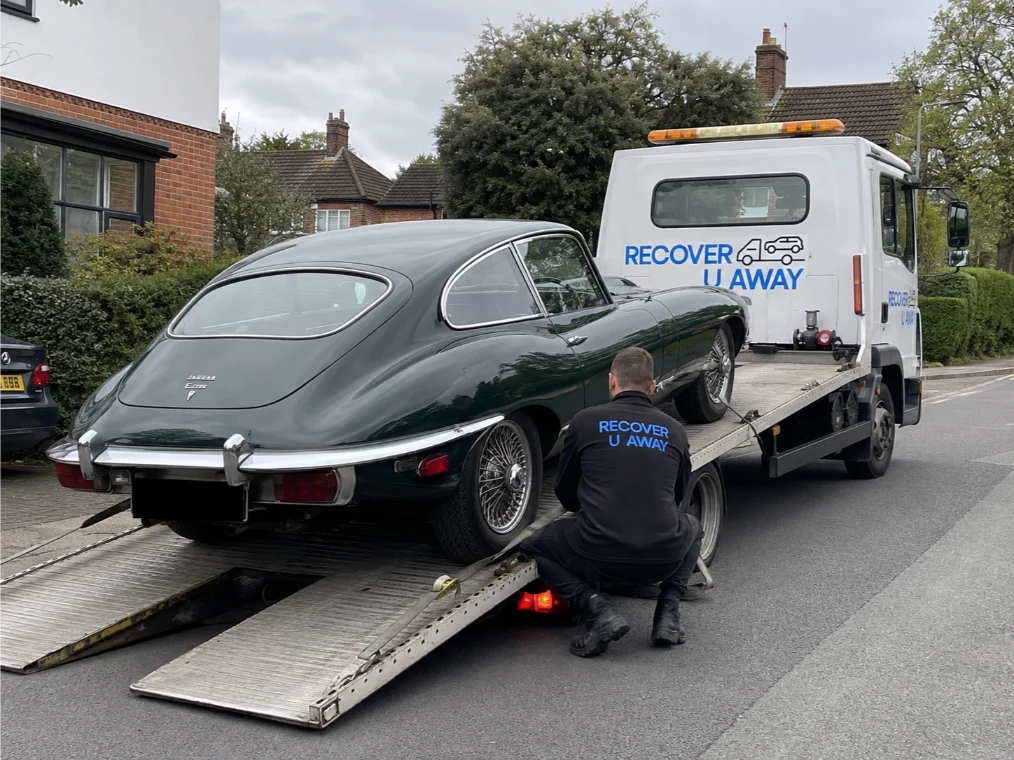 Jaguar E-Type Classic Car Recovery Brentwood