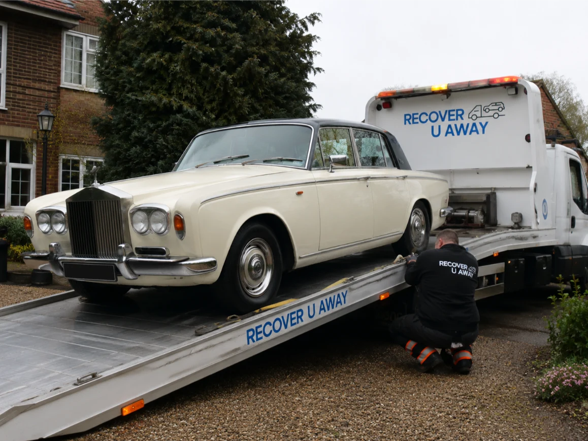 Rolls Royce Silver Shadow Classic Car Recovery in Thurrock UK