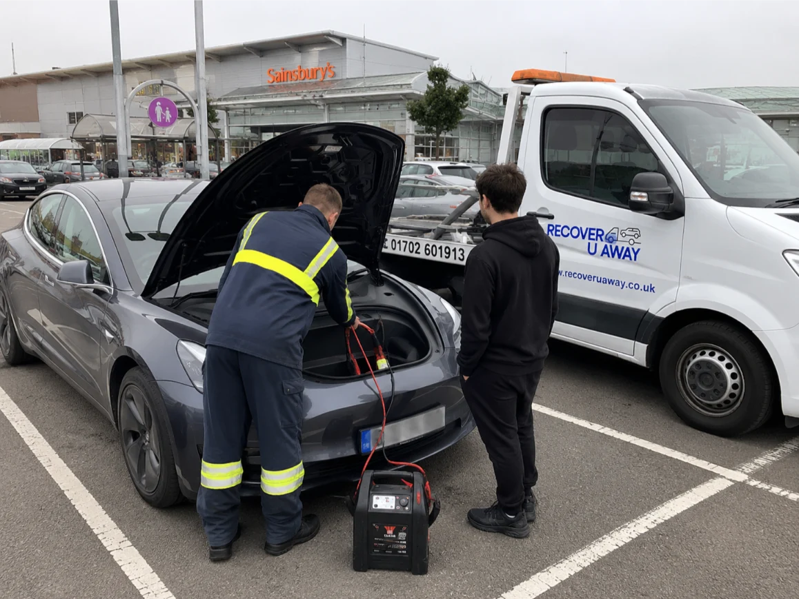 Tesla Model 3 battery jump start in Southend-on-Sea